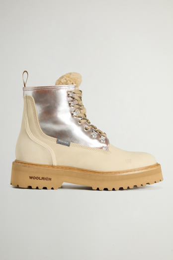 Main Combat Boots in Cowhide and Suede Beige photo 1 | Woolrich